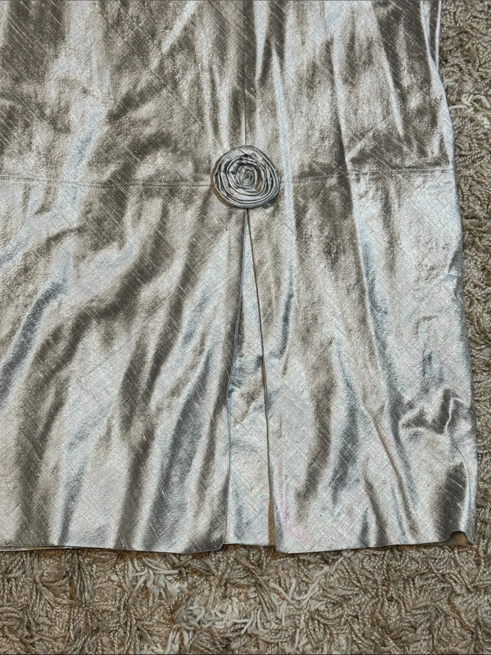 NWT Lee Andersen Vamp Skirt in Platinum with Decorative Rosette size XL
